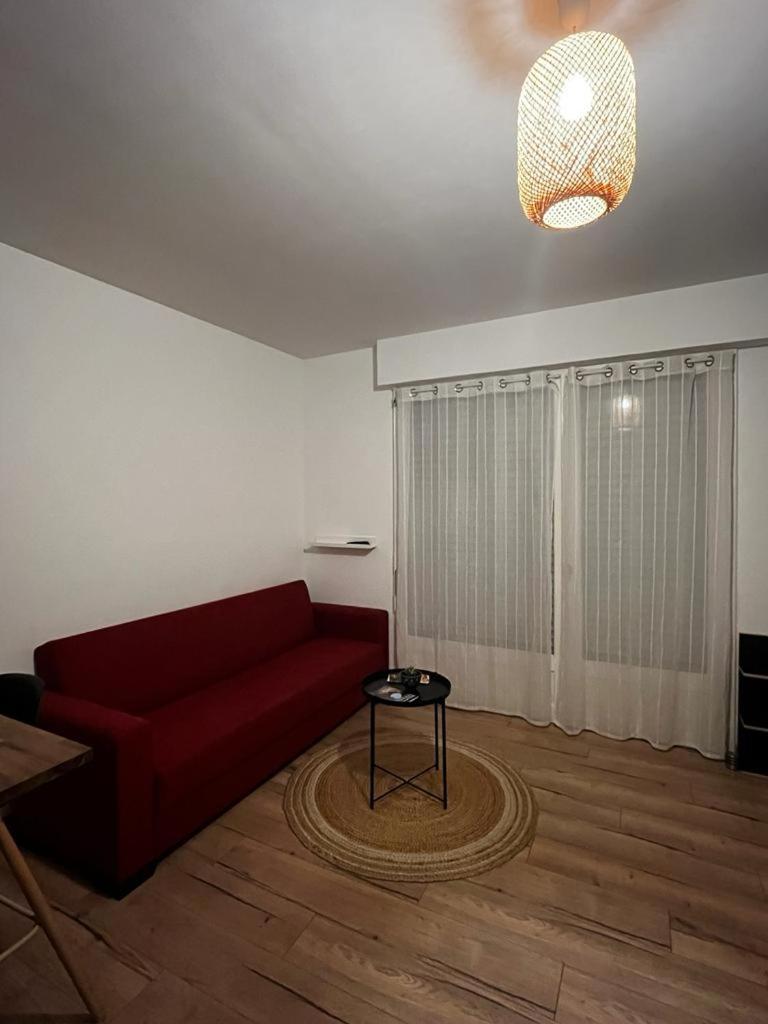 Studio Moderne Et Cosy Avec Balcon Et Parking Apartment Perigueux Ngoại thất bức ảnh